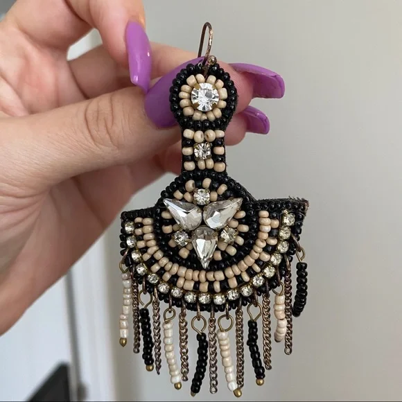 Black and cream statement earrings with stones - Picture 4 of 7